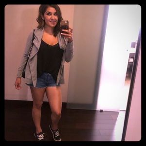 Meet your Posher, Brenda